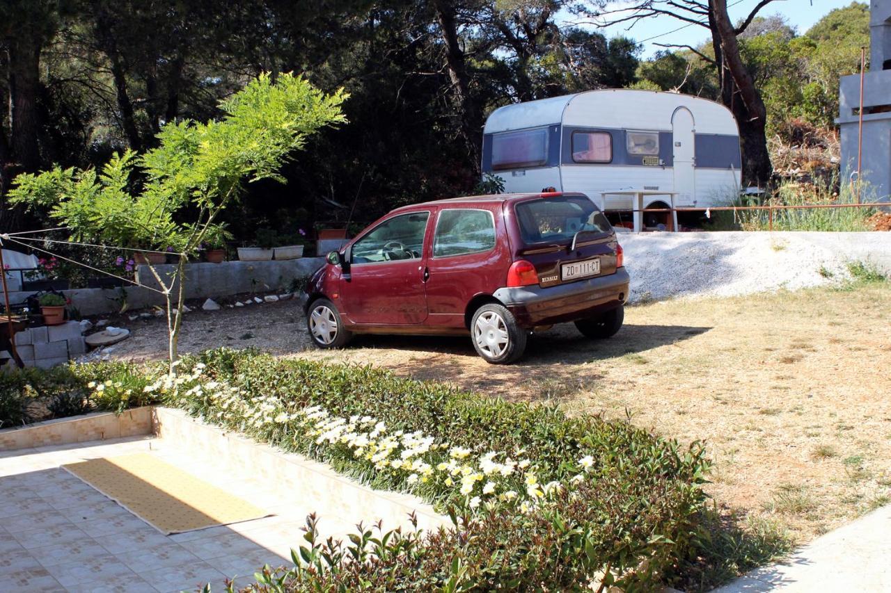 Apartments By The Sea Brgulje, Molat - 6241 Exterior foto